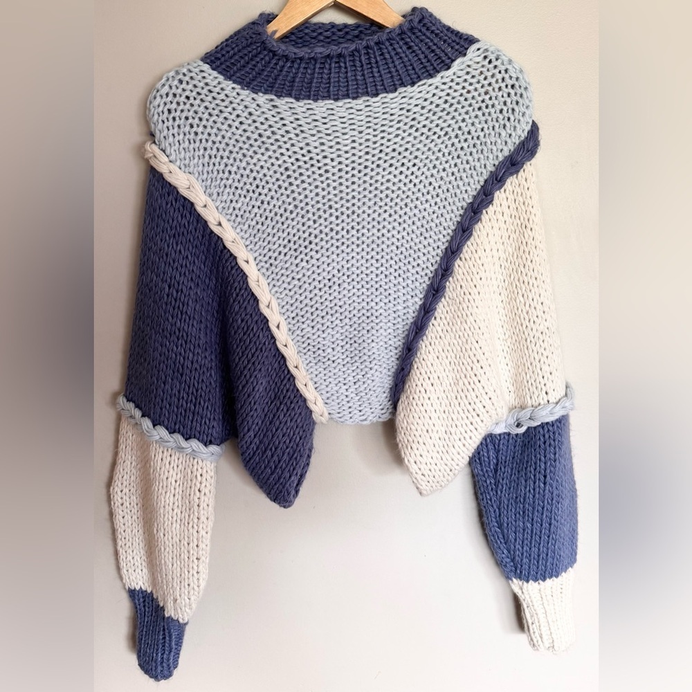 Altar’d State Chunky Knit Colorblock Sweater Blue Cream Oversized Boho Pullover
